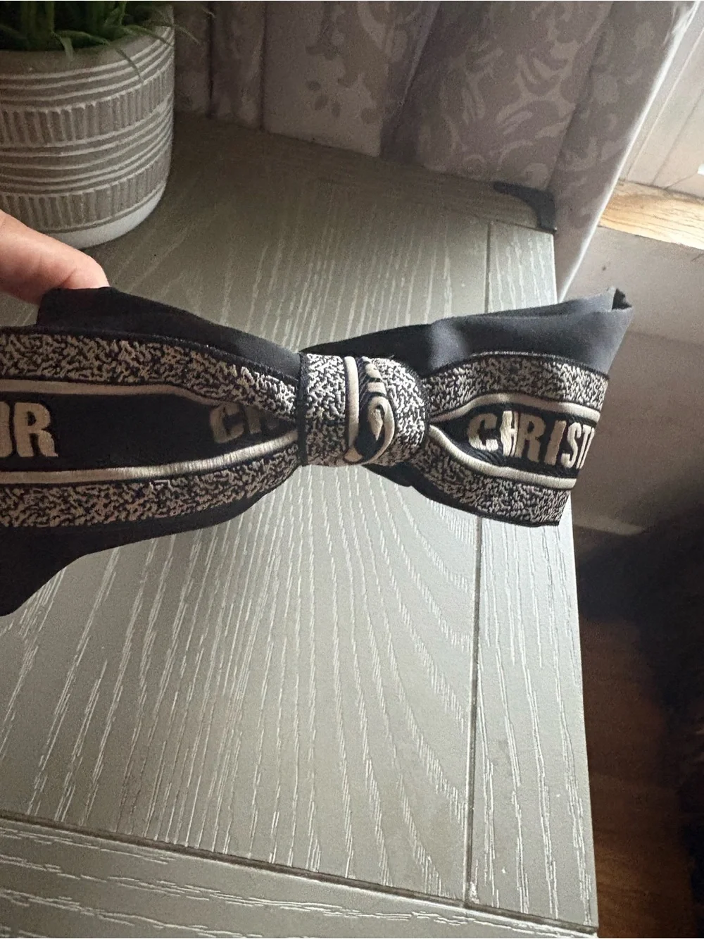 FASHION  Black Logo Bow Headband